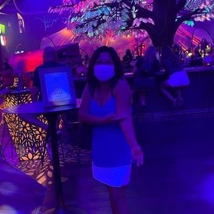 Meet your Posher, Ofelia